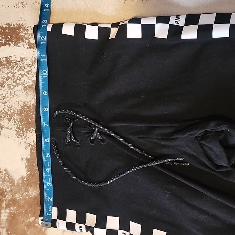 Hard To Find Pink VS White and Black Checkerd Leggings. Size: S - Picture 4 of 12
